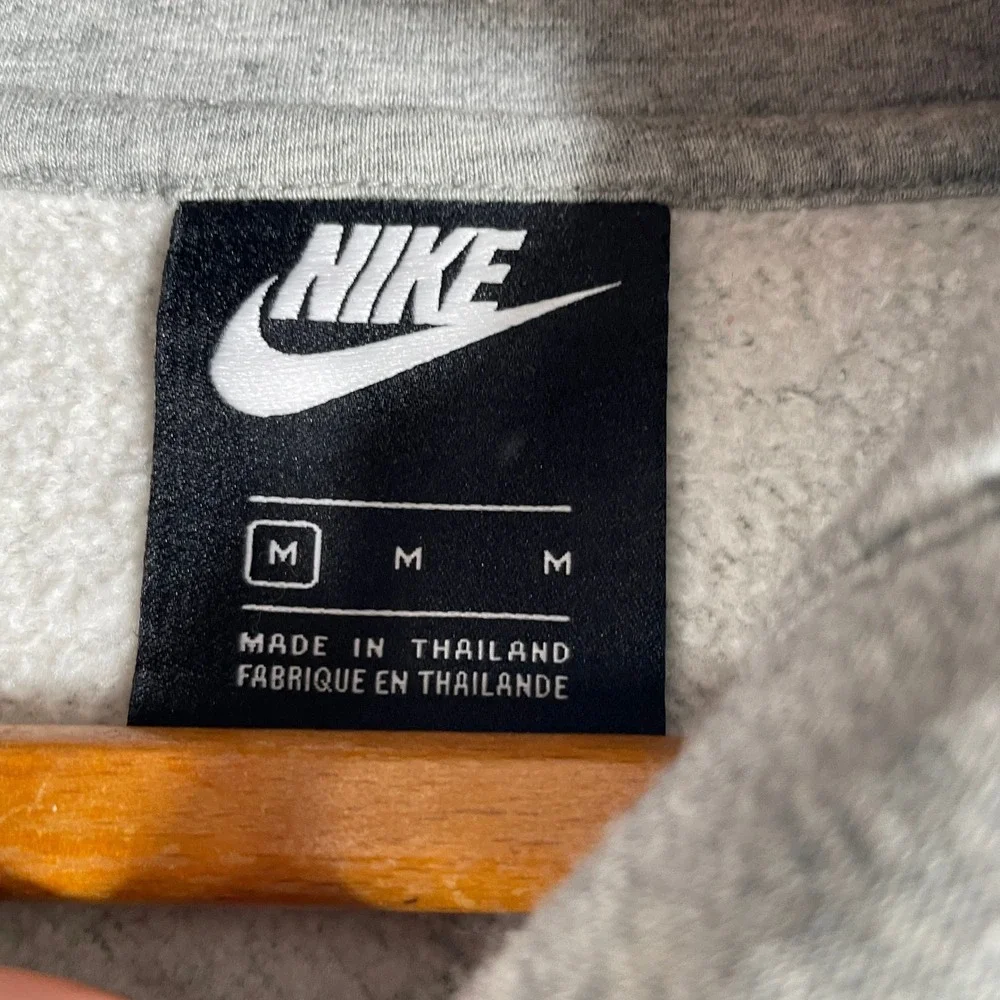 Nike Pullover Hoodie Mens Medium Gray Fleece Swoosh Logo Sweatshirt - Picture 4 of 9